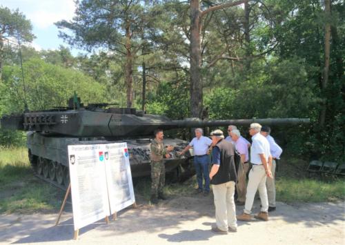 06. kennismaking Leopard-2A6MA2